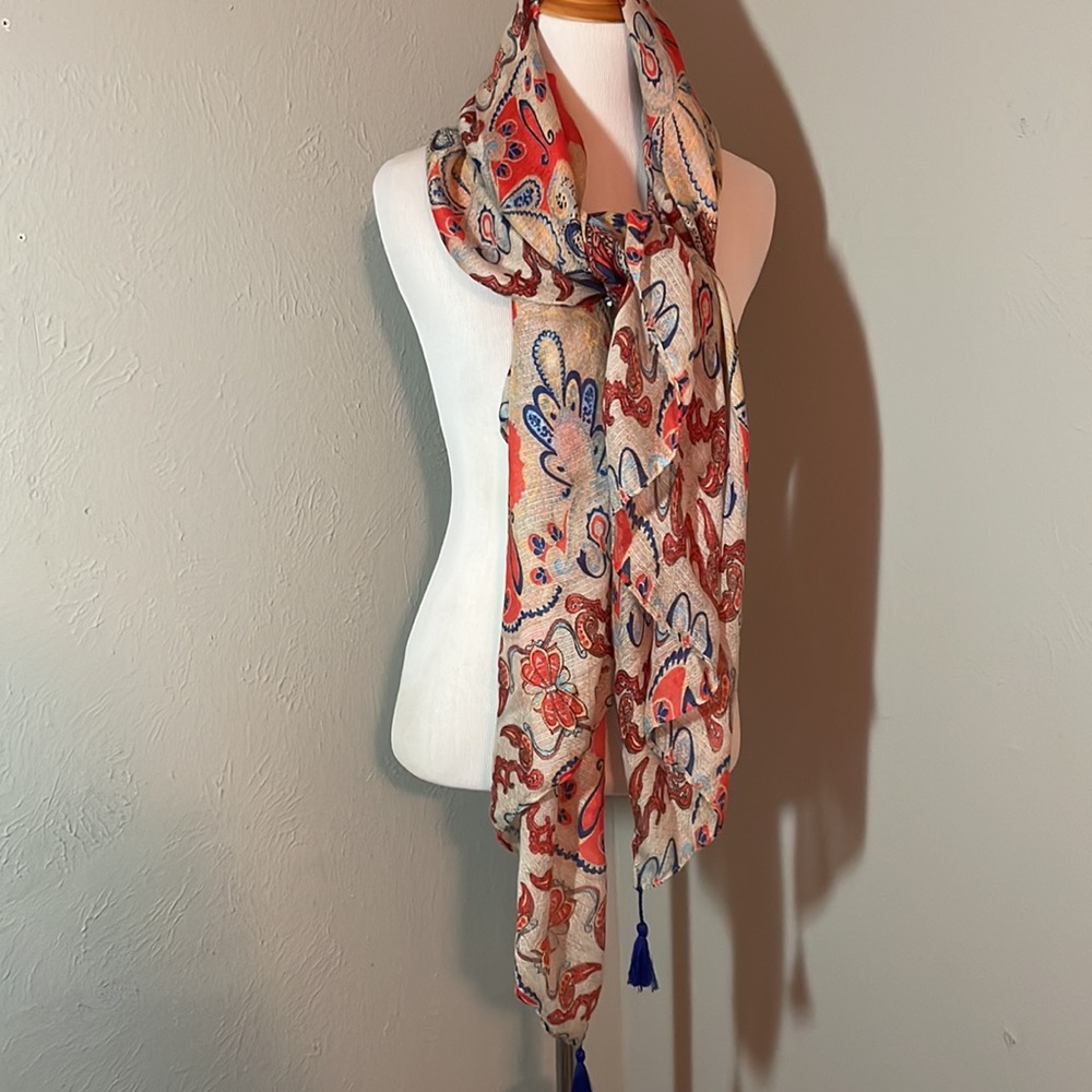 Charming Charlie NWT Scarf